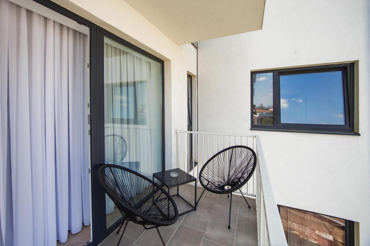 Duo Vibe Apartment Oradea Extérieur photo