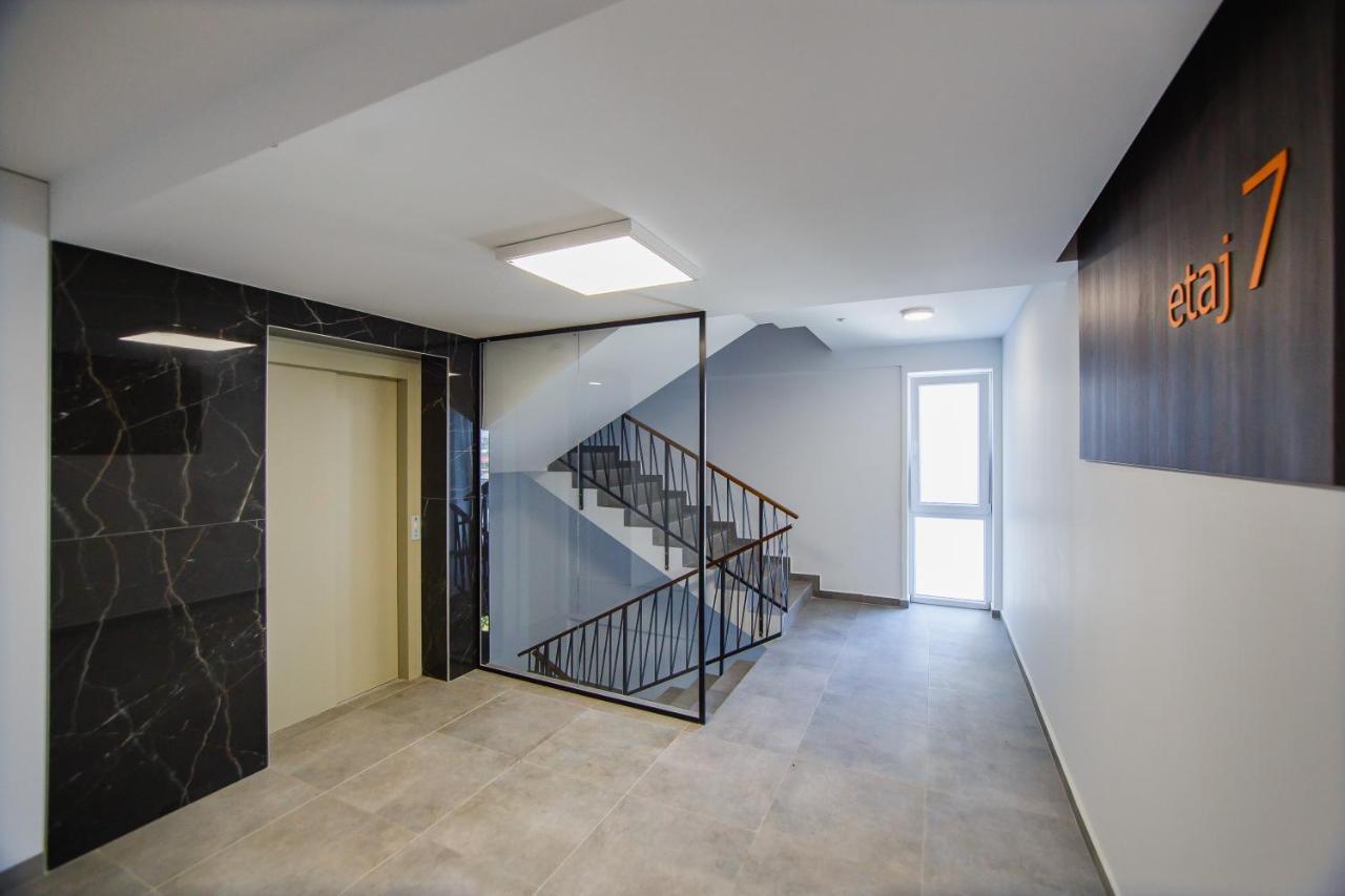 Duo Vibe Apartment Oradea Extérieur photo